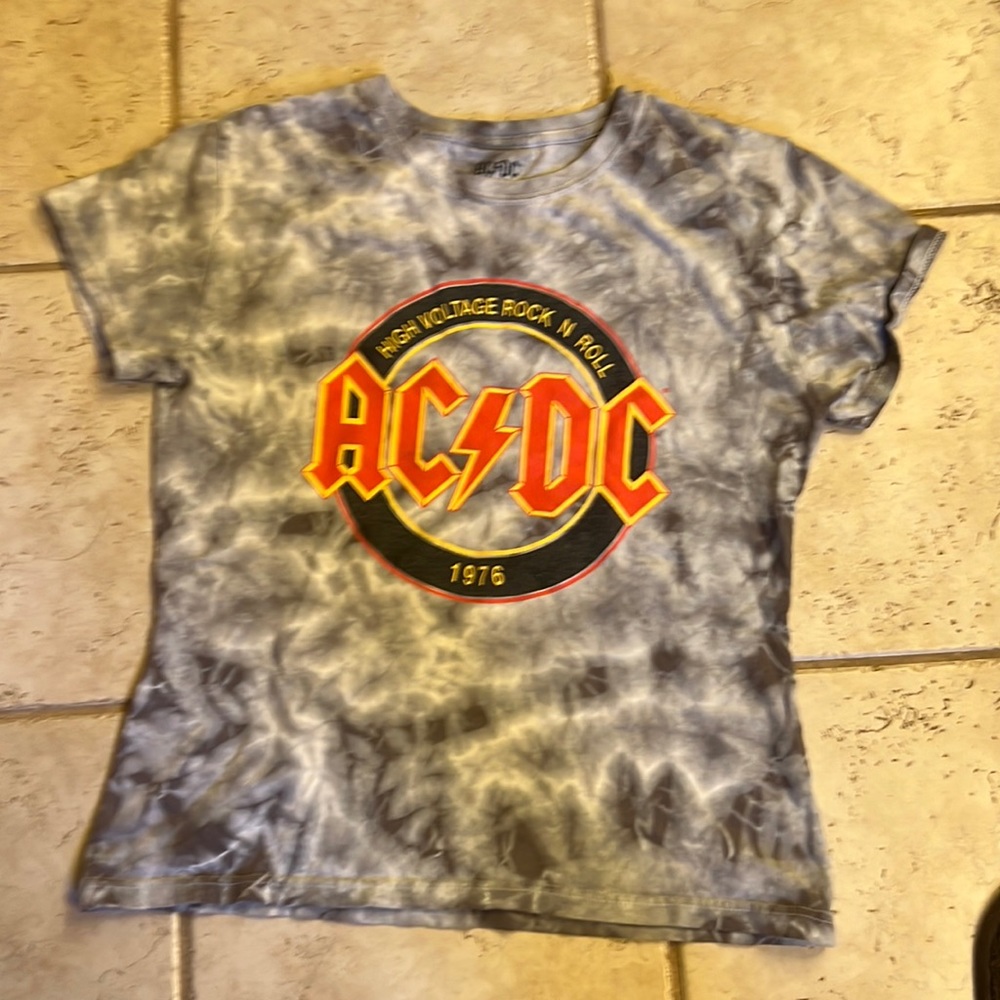 Graphic girls tshirt from Tillys - Large